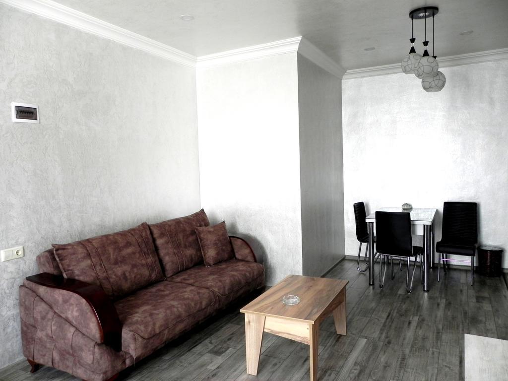 Penthouse Apartment In Batumi Ngoại thất bức ảnh